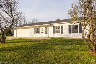 Building Photo - 5497 Bartlett Rd