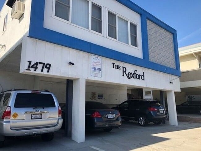 Building Photo - WEST LA: Large & Bright 1 bed/1 bath apart...