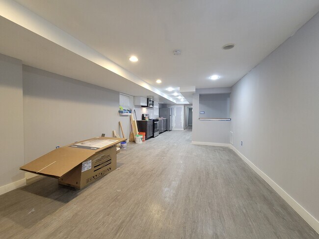 Foto del edificio - 1836 W Byron St