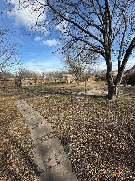 Foto del edificio - 409 El Secreto St