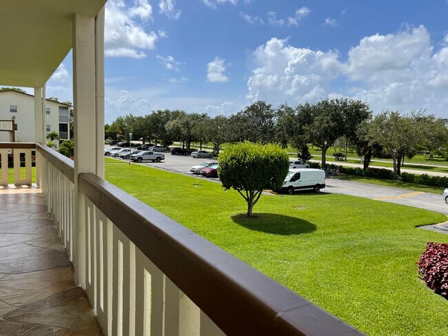 Foto del edificio - 27 Mansfield A