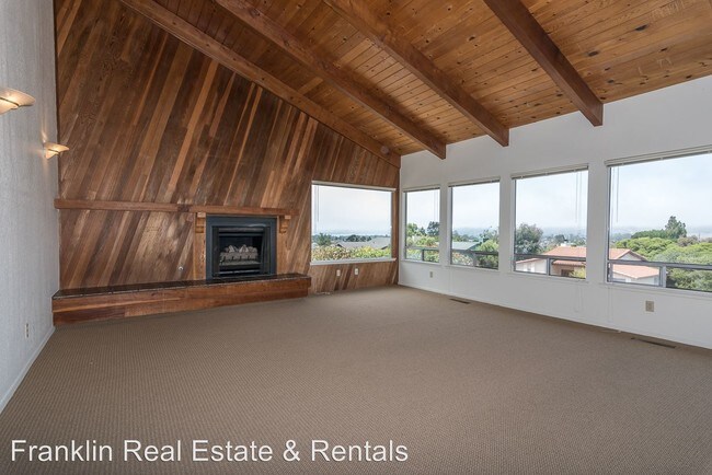 Building Photo - 1245 Green Oaks Dr