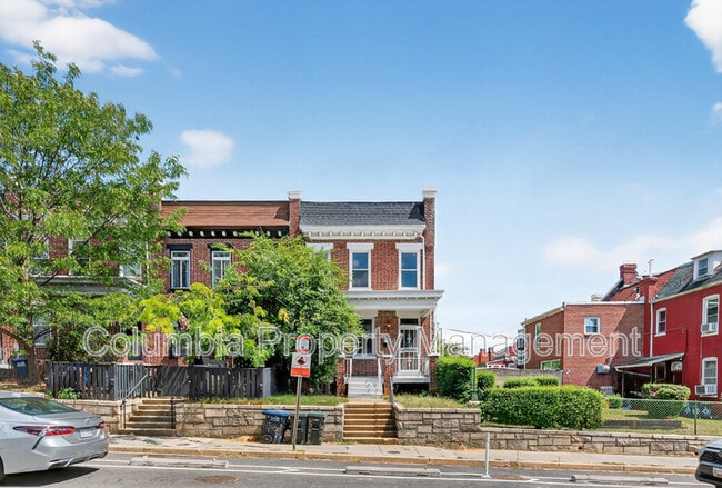 Photo - 3523 Warder St NW House