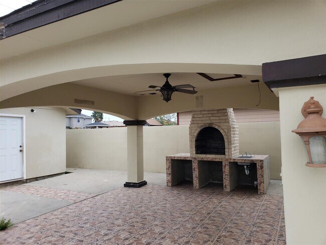 Building Photo - 4401 Marla Dr