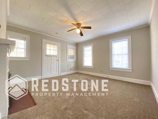 Building Photo - 326 W Kime St