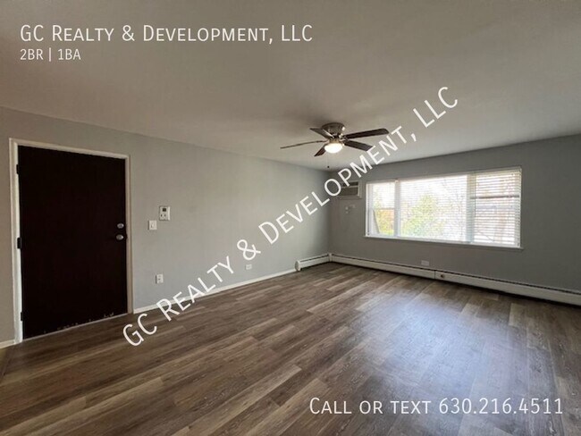Building Photo - ***2 BDRM / TENANT PAYS ONLY ELECTRIC - HE...