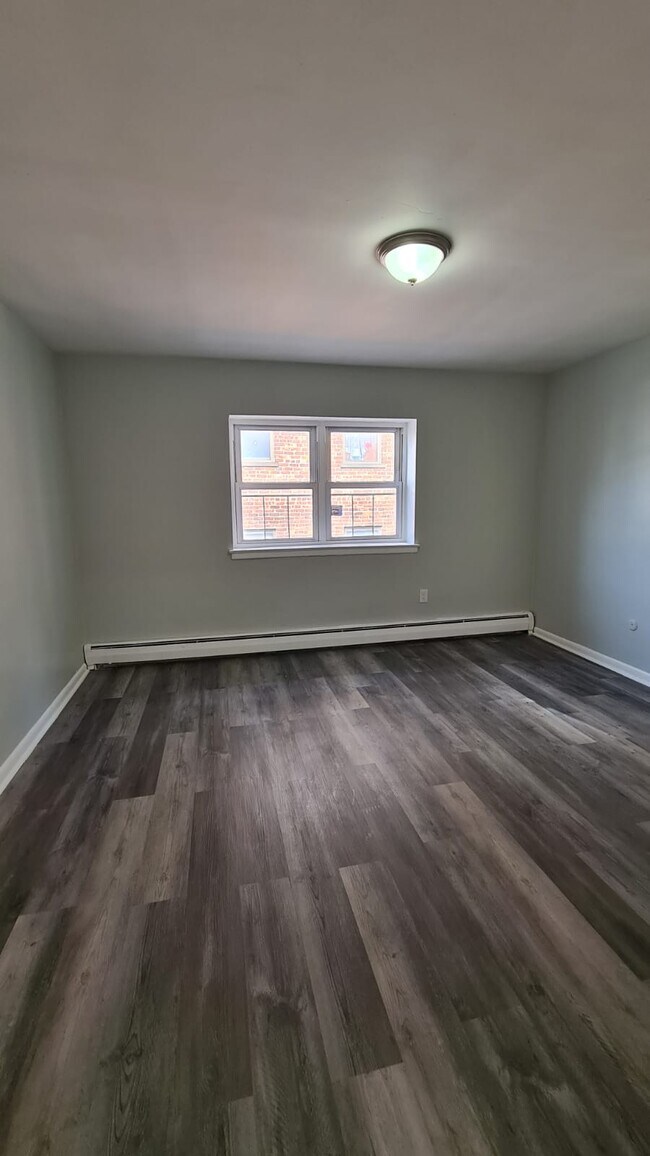 80 Grafton Ave C25 - 81 Grafton Ave