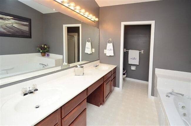 Master Bathroom, Soaking tub, double vanity, and sep shower - 5548 Harbourwatch Way