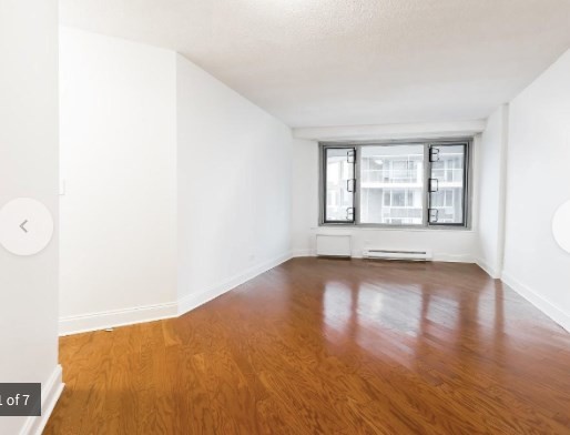 Foto principal - 1295 5th Ave