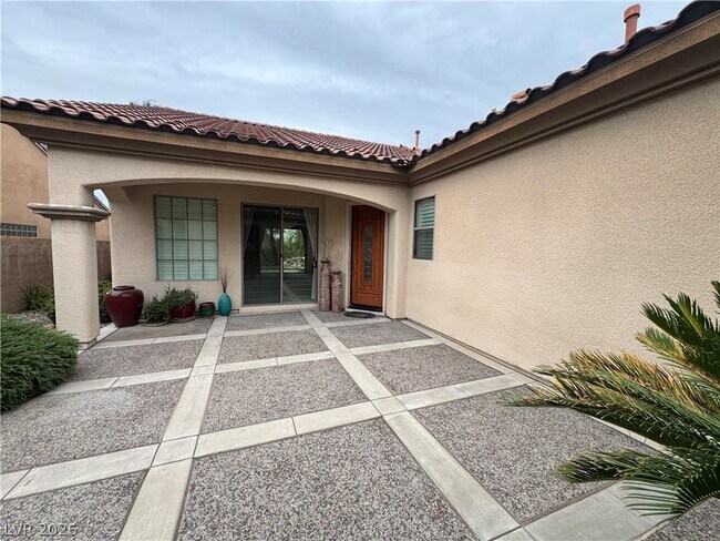 Foto del edificio - 14 Hunt Valley Trail