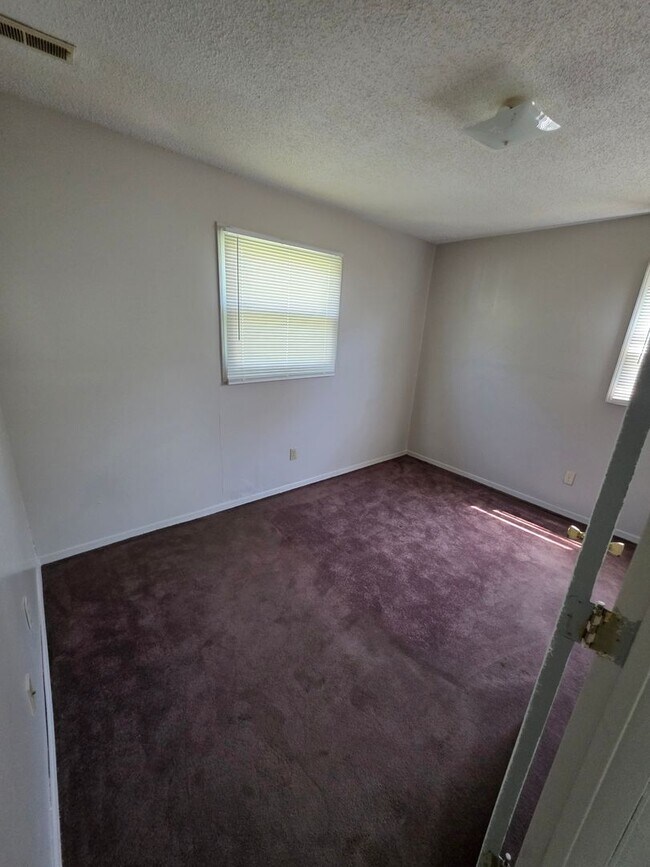 Foto del edificio - 3921 Burdette St