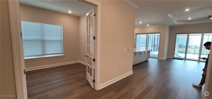 Building Photo - 11909 Molto Dr