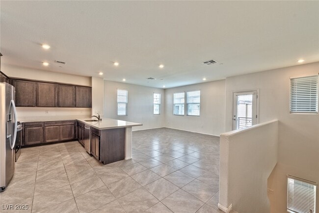 Building Photo - 1116 Tektite Ave