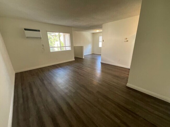 Foto del edificio - 3814 Grace Ave