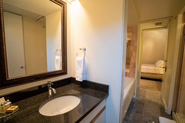 Foto del edificio - 830 W Altgeld St