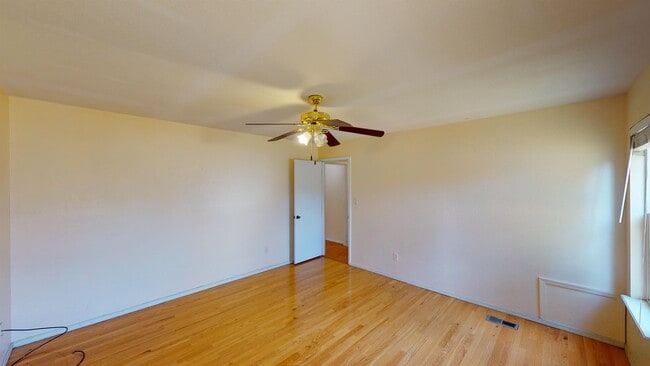 Foto del edificio - 802 N Juniper St