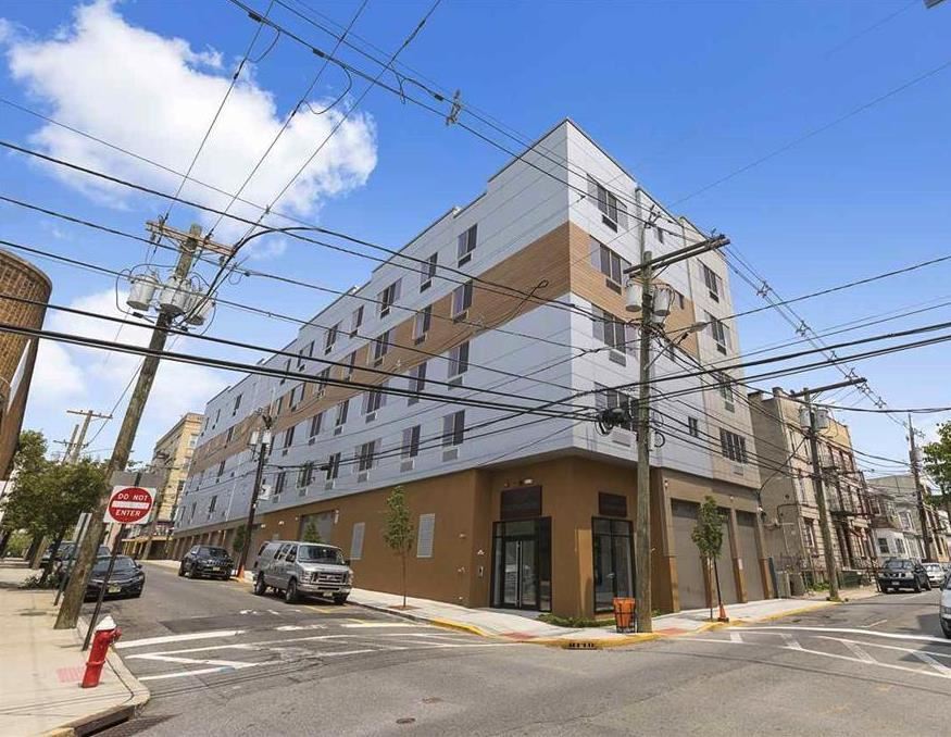 Primary Photo - 576-578 56th St