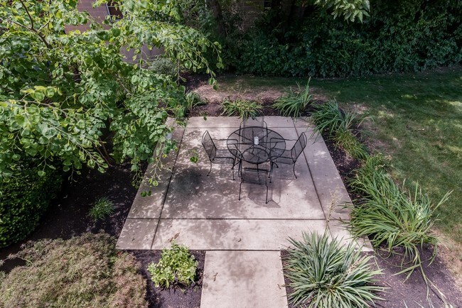 Foto del edificio - 7844-7848 Big Bend Blvd