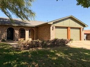 Building Photo - 119 SW 75th St