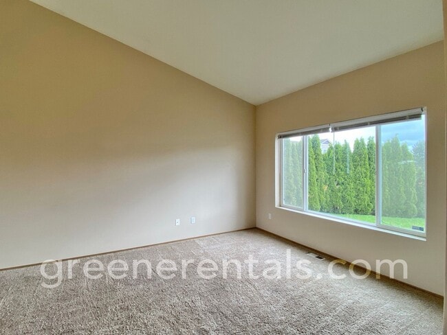 Building Photo - 3BR 2.5BA Home in Yelm