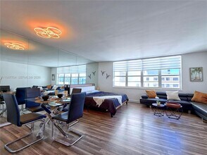 Building Photo - 100 Lincoln Rd