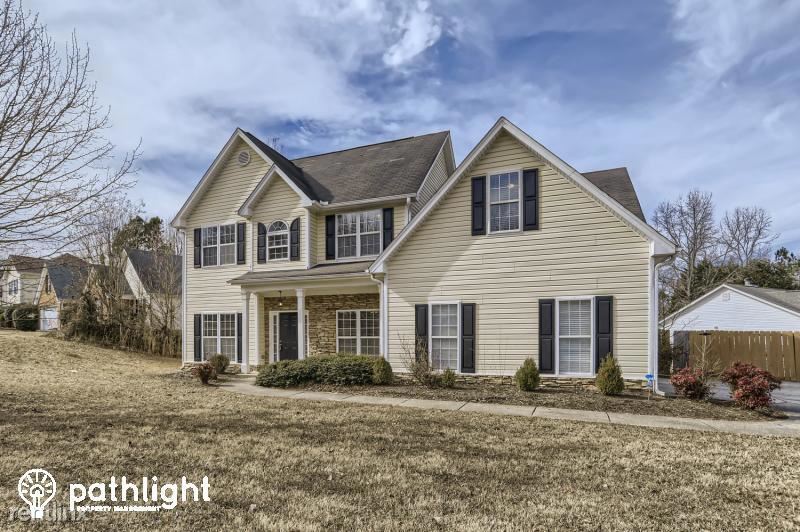 Primary Photo - 4 br, 2.5 bath House - 3008 Express Lane N...