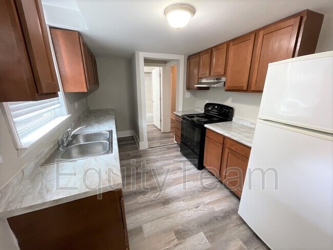 Building Photo - 603 Prospect Pl