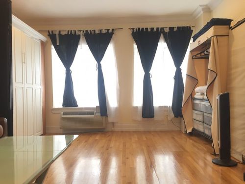 Foto del edificio - 261 W 112th St