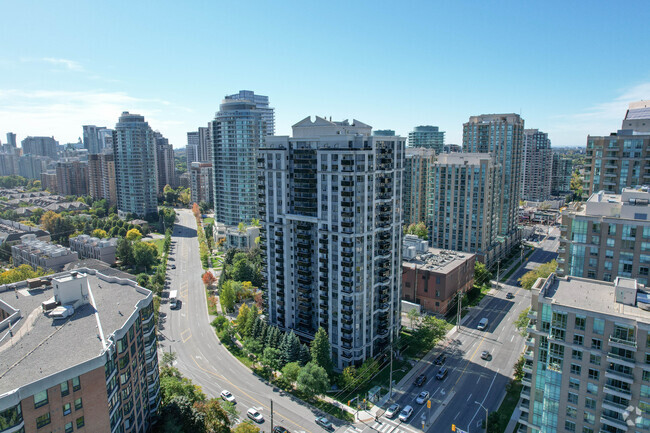 Building Photo - Chicago Residences