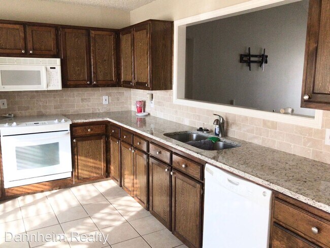 Foto del edificio - 3 br, 2 bath House - 310 N Elkhart