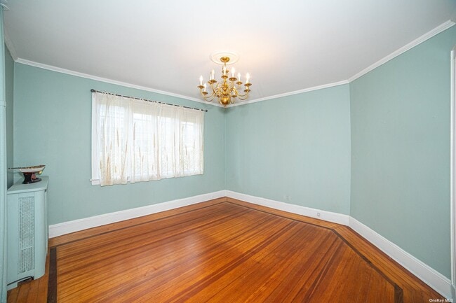 Building Photo - 36 36 Maple Ave