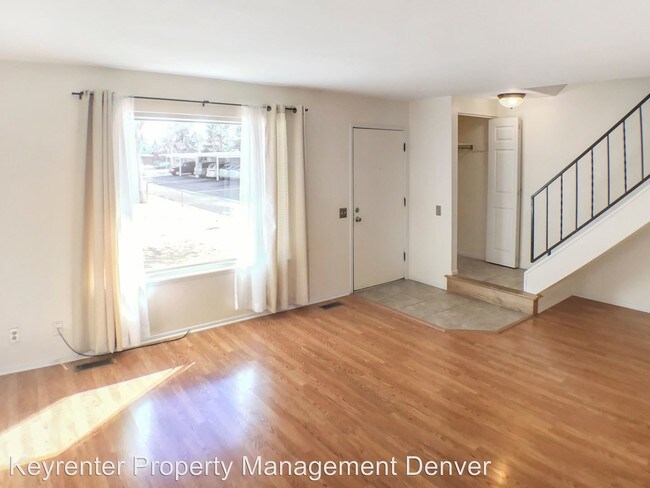 Foto del edificio - 3 br, 3 bath House - 608 South Carr Street
