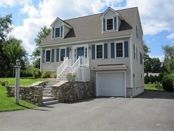 Building Photo - 15 Orchid Dr