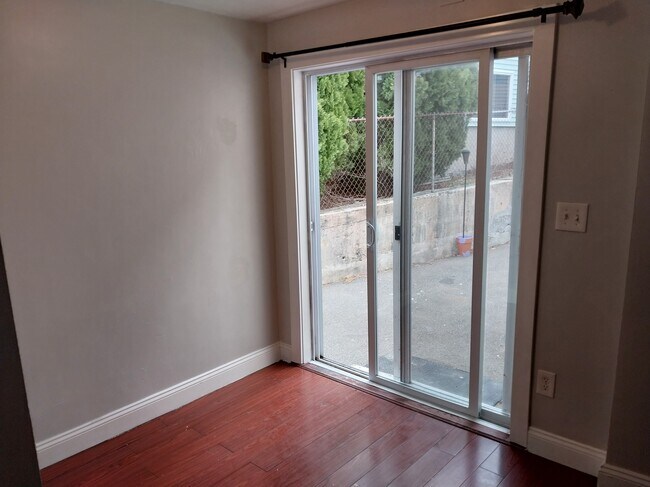 Building Photo - 87 Bradford St