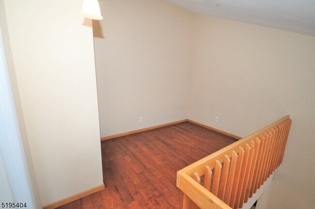 Foto del edificio - 352 Greenbriar Dr