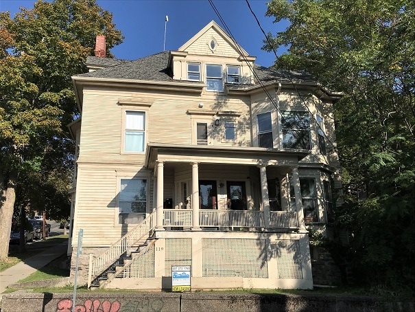 Building Photo - 119 Stewart Ave