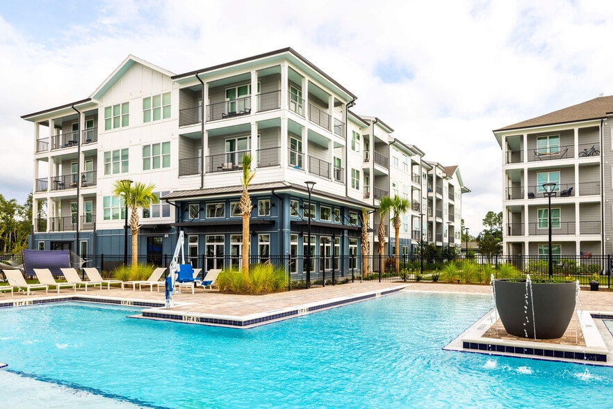 Evergreen 9 Mile - 9295 Ashland Ave Pensacola, FL 32534