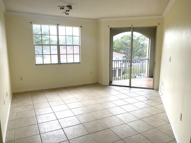 Foto del edificio - 5551 Bentgrass Dr
