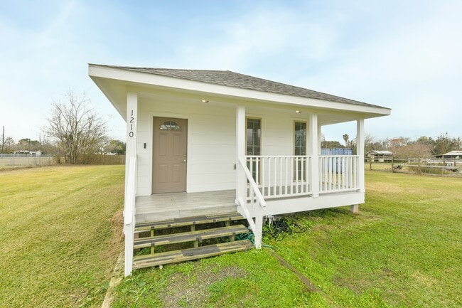 Foto del edificio - 1210 Airline N