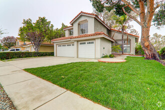 Building Photo - 2460 Kennedy Dr