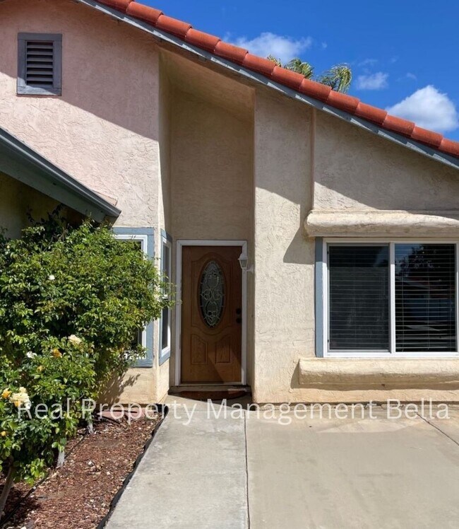 Foto del edificio - Charming Corner-Lot Home on a Peaceful Cul...