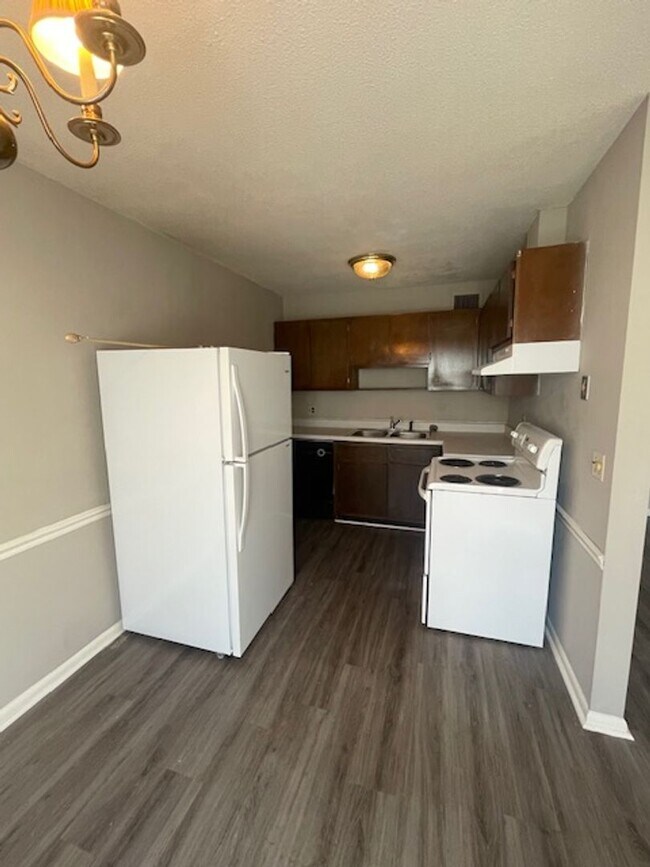 Building Photo - Convenient 1 Bedroom in Winston-Salem