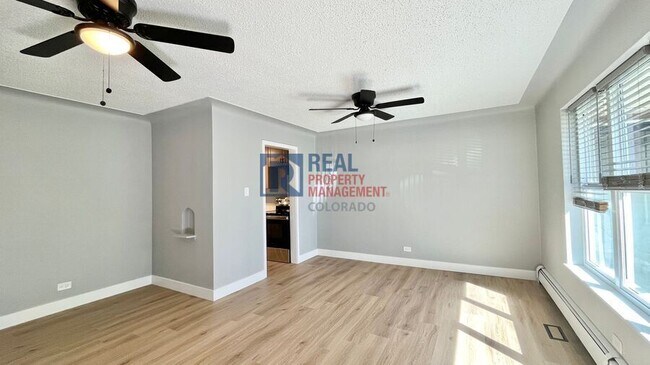 Foto del edificio - 3311 W Cedar Ave