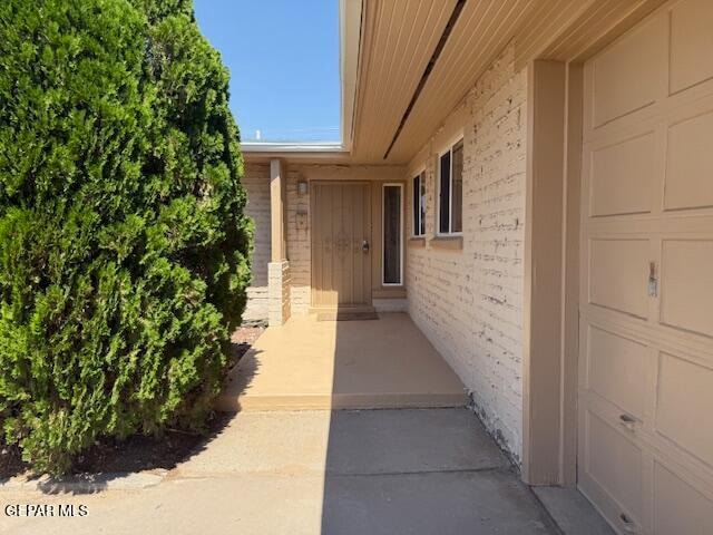 Foto del edificio - 4120 Larchmont Dr