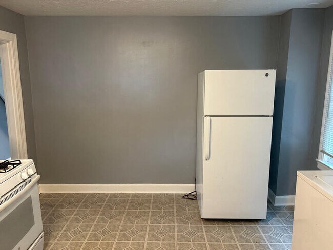 Foto del edificio - Cozy 4-Bedroom 1 Bath Home  in Peaceful Lo...