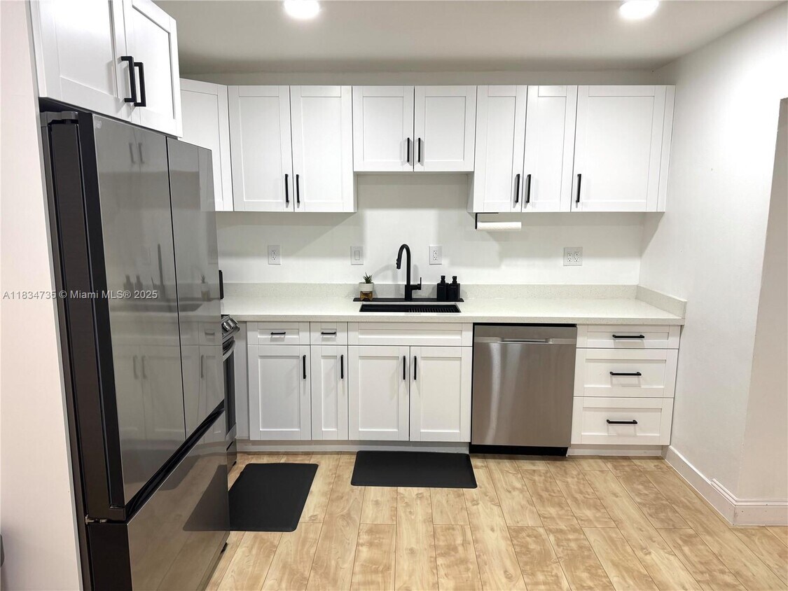 Foto principal - 3820 NW 5th St