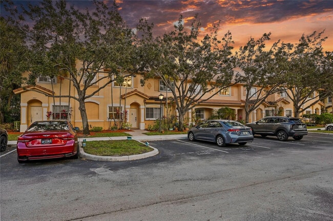 Building Photo - 2827 SW 83rd Terrace
