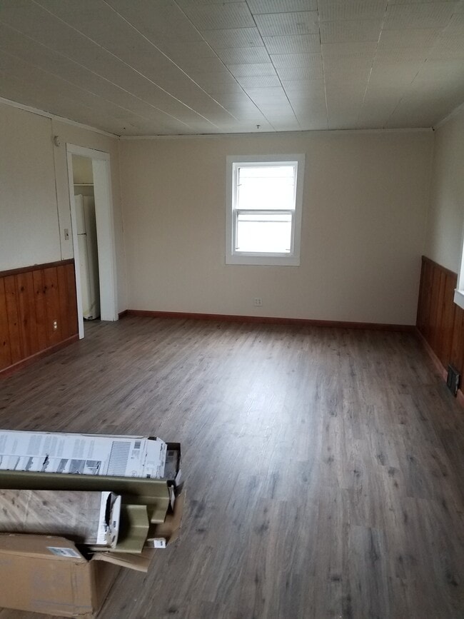 Living Room - 63 Colfax Ave