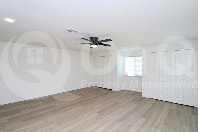 Building Photo - 6649 W Cypress St