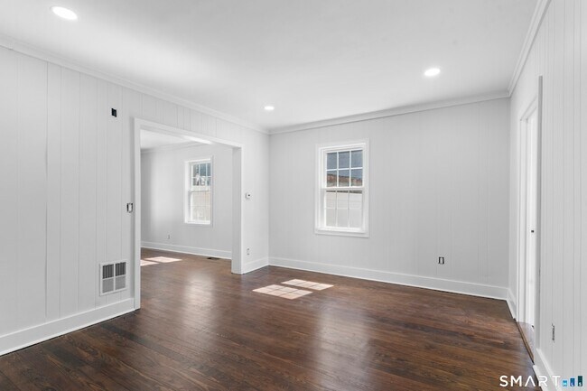 Foto del edificio - 366 Remington St